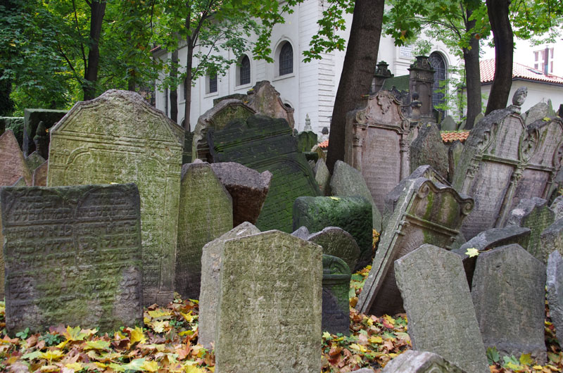 Vieux cimetière juif