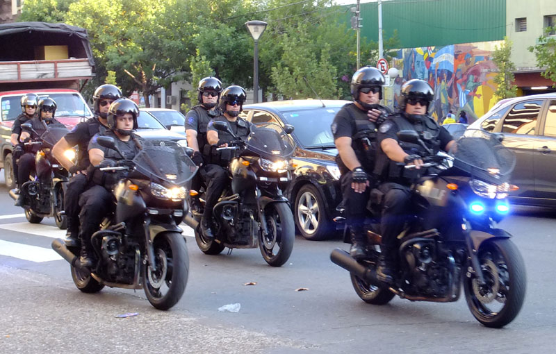 Buenos-Aires, présence policière à La Boca