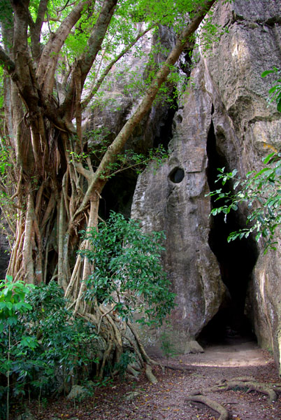 Koumac - Grottes