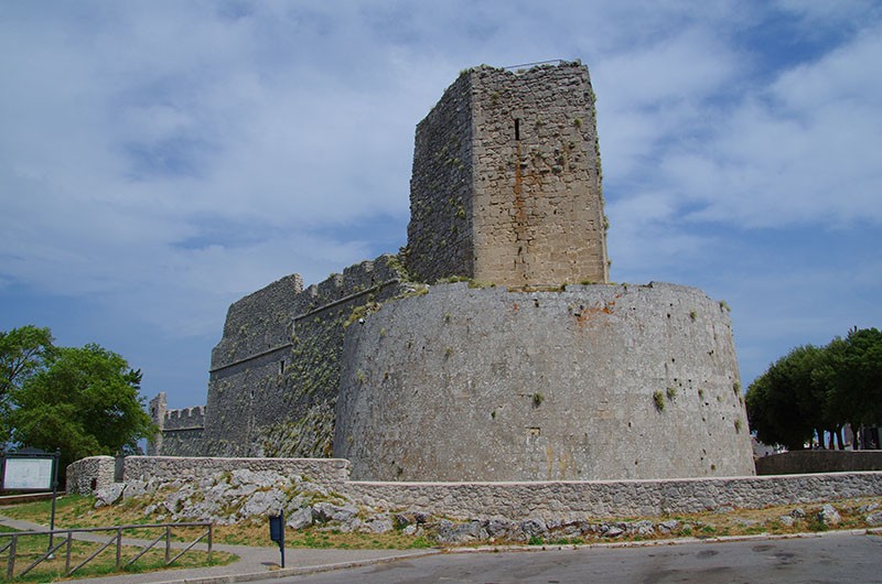 Monte Sant Angelo château