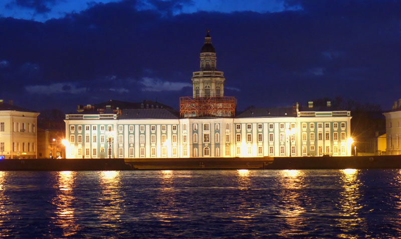 St Petersbourg by night - Ile Vassilevski
