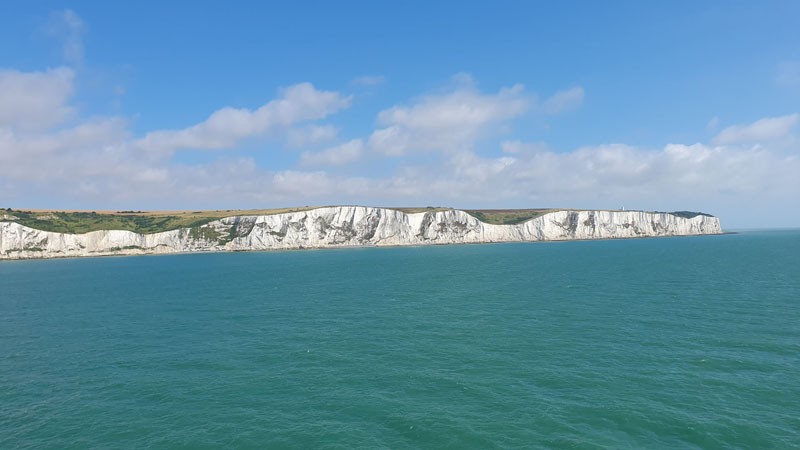 Douvres les falaises de craie blanches