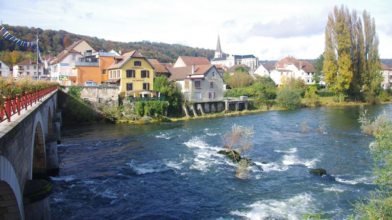 Pont de roide berges du Doubs