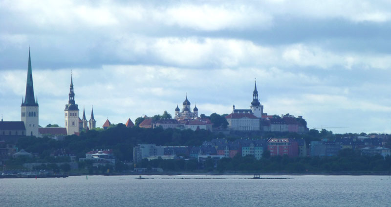 Vue sur Tallinn de la mer Baltique