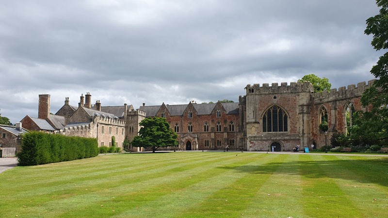 Wells jardin du palais episcopal