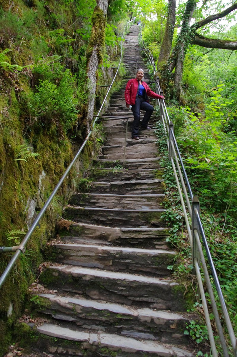 Devil's bridge walk