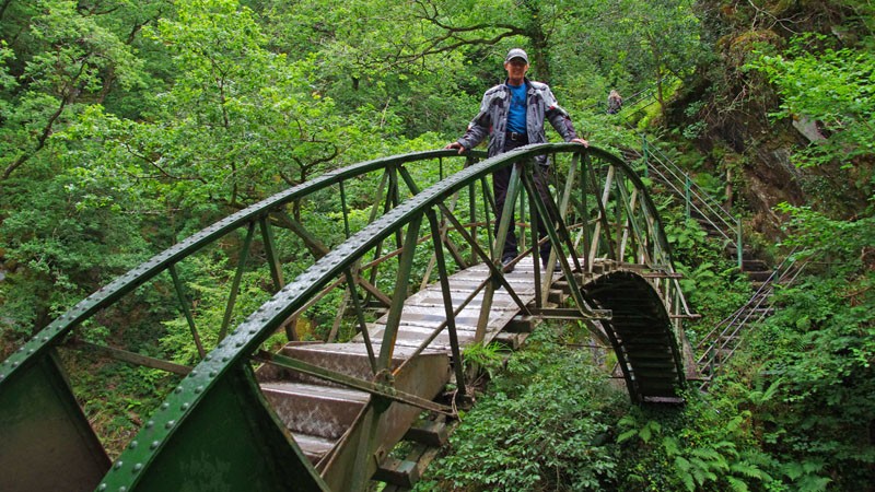 Devil's bridge