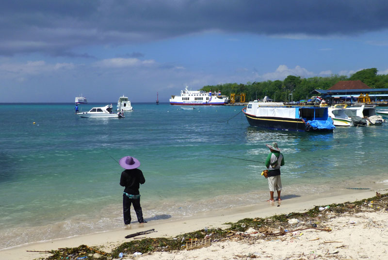 Pêcheurs à Padangbai