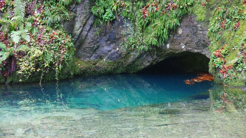 La source bleue