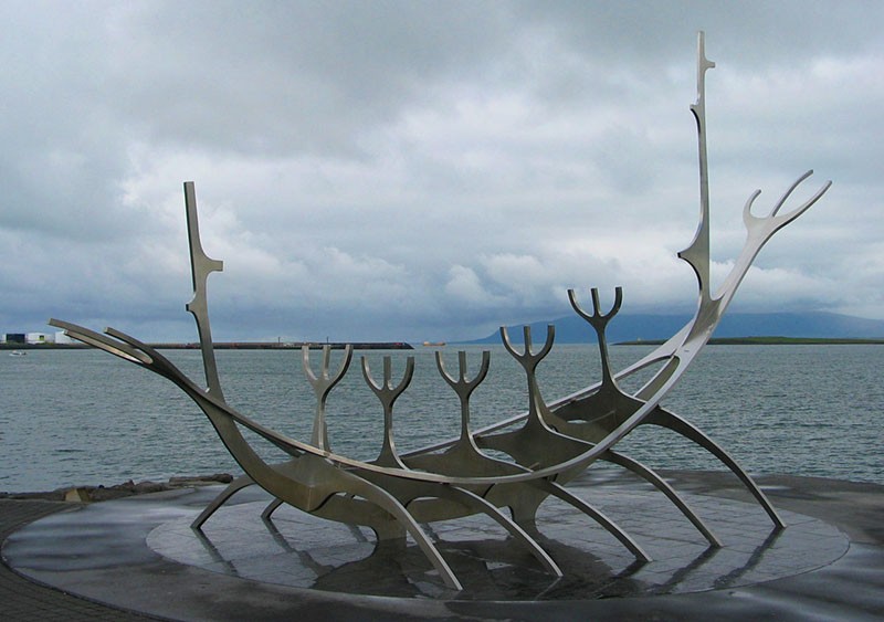 Oeuvre d'art bateau viking 