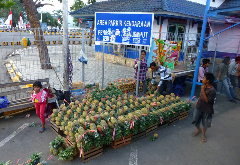 Vendeur d'ananas