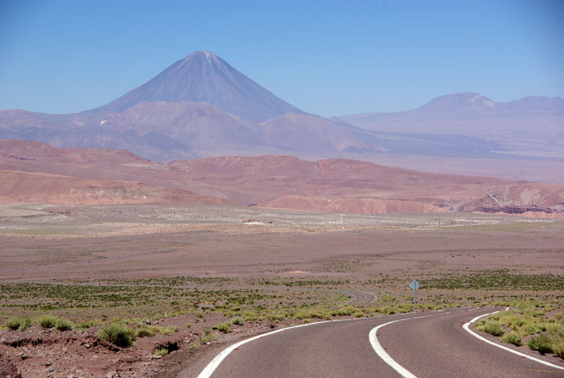 On the road - Volcan Licancabur