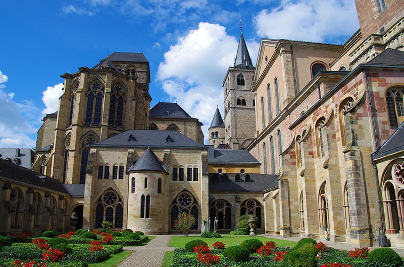 Trier - Cathédrale St Pierre et cloitre