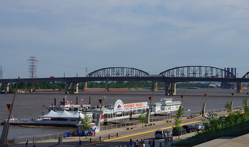 Missouri -St Louis - River front