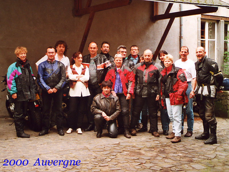 2000-05 Auvergne 01